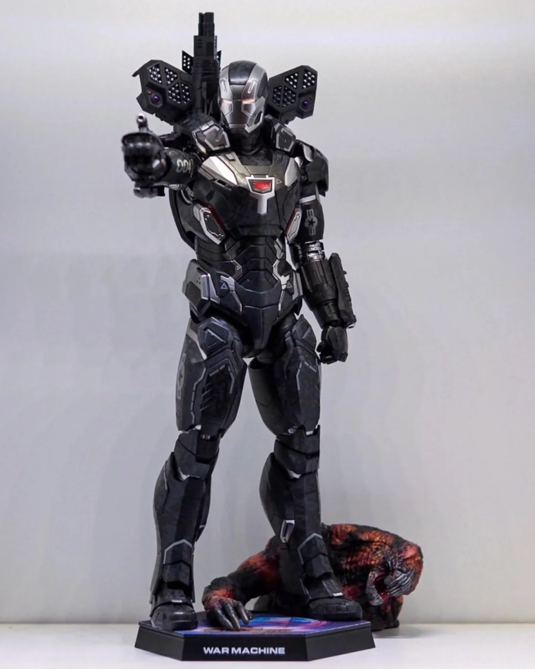 Hot toys MMS499D26 Marvel Avengers Infinity War War Machine Mark4 Exclusive Edition - Image 3