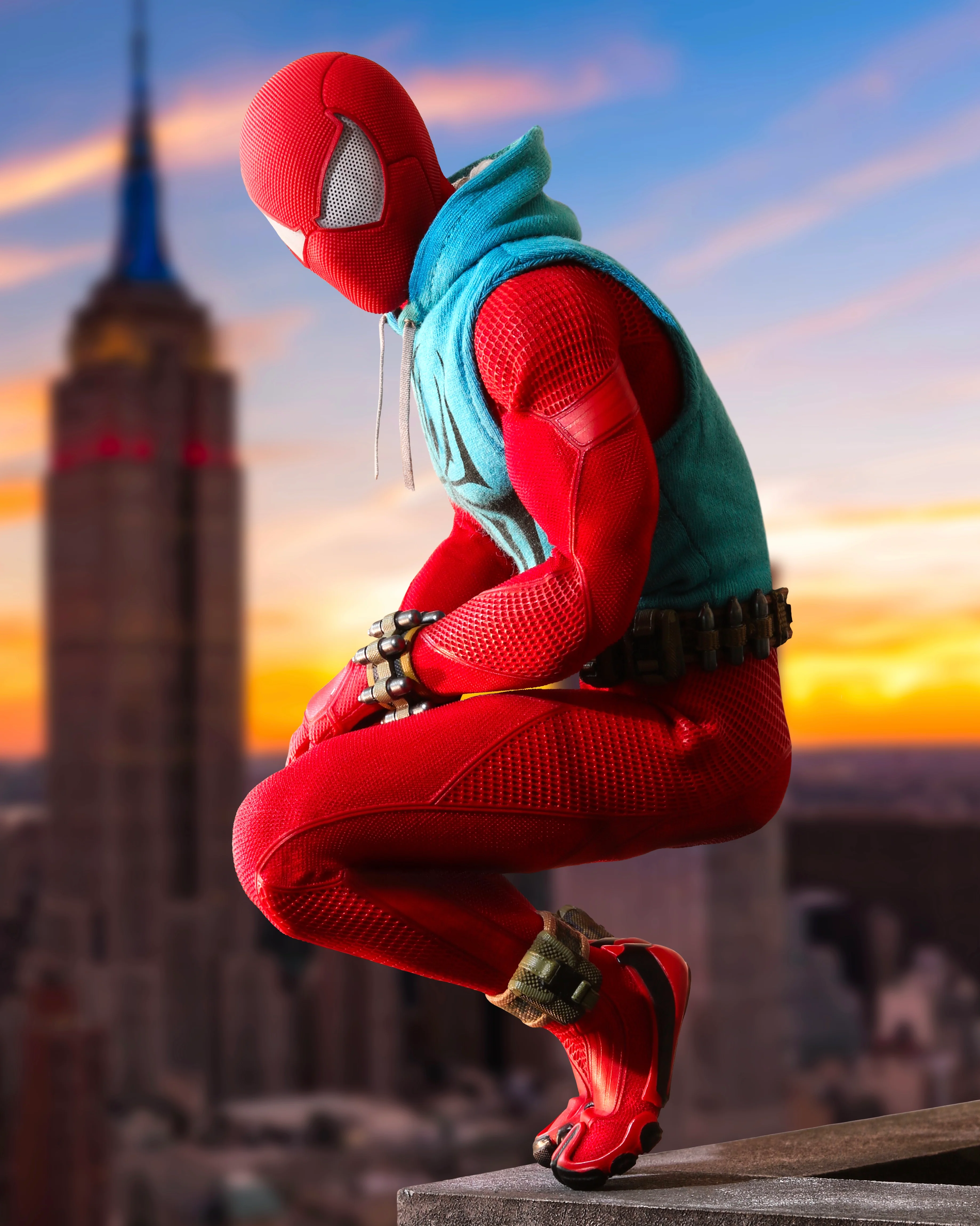 Hot Toys VGM34 Spiderman PS4 Scarlet Spider Suit 1/6 Scale Collectibles Figure - Image 11