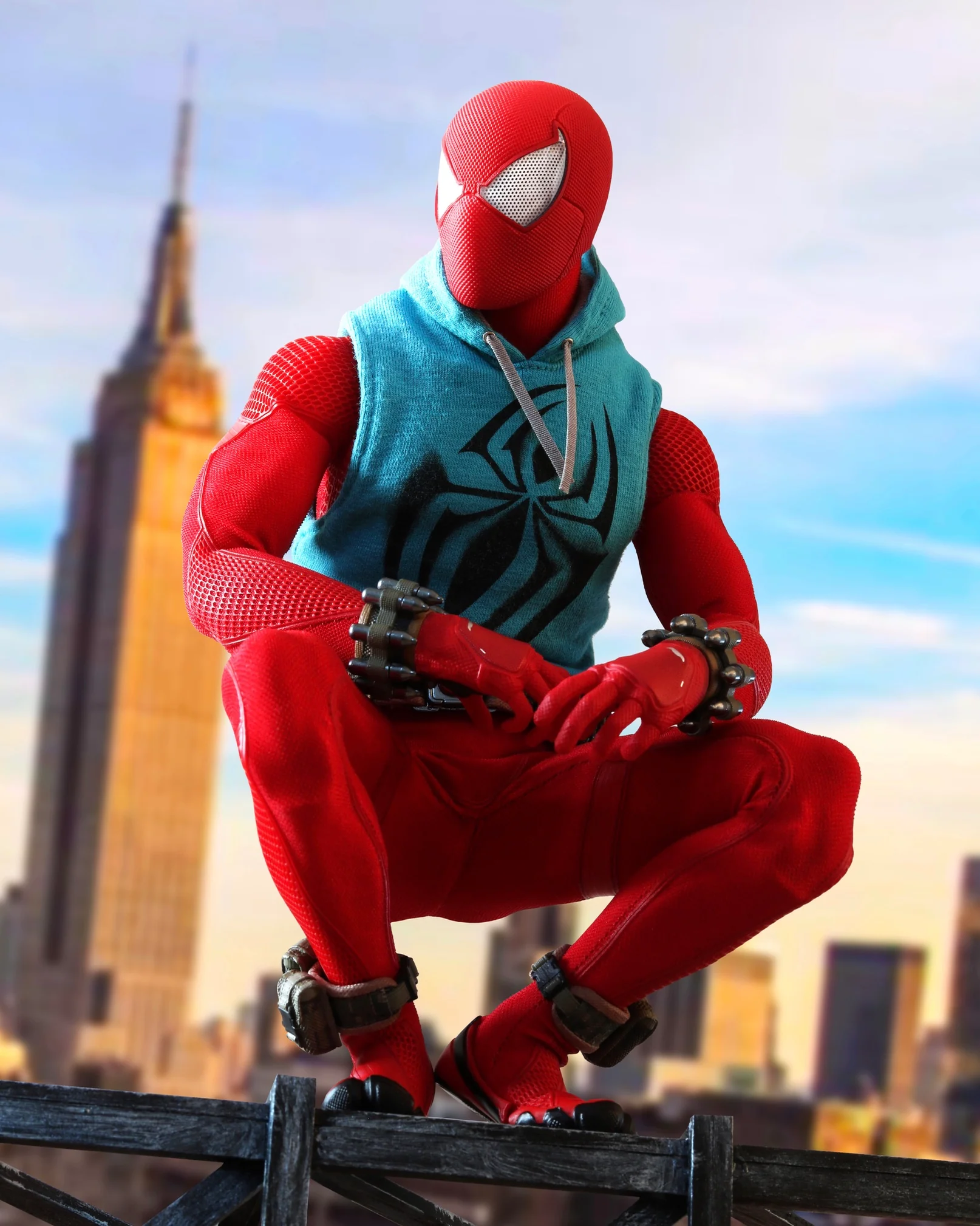 Hot Toys VGM34 Spiderman PS4 Scarlet Spider Suit 1/6 Scale Collectibles Figure - Image 9